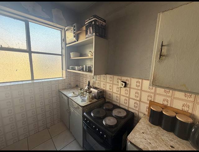 3 BEDROOM APARTMENT FOR SALE IN SUNNYSIDE